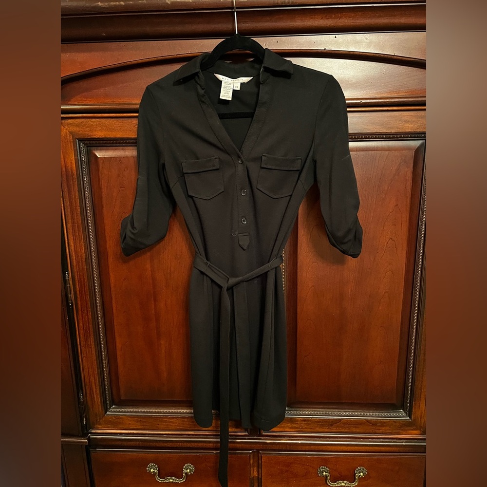 Max Studio Black Sleeve Dress, can be worn as a dress or tunic either leggings